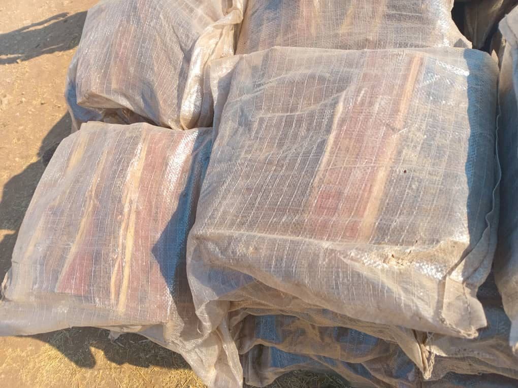 Firewood in 10kg clear bags (7kg standard pack reference)